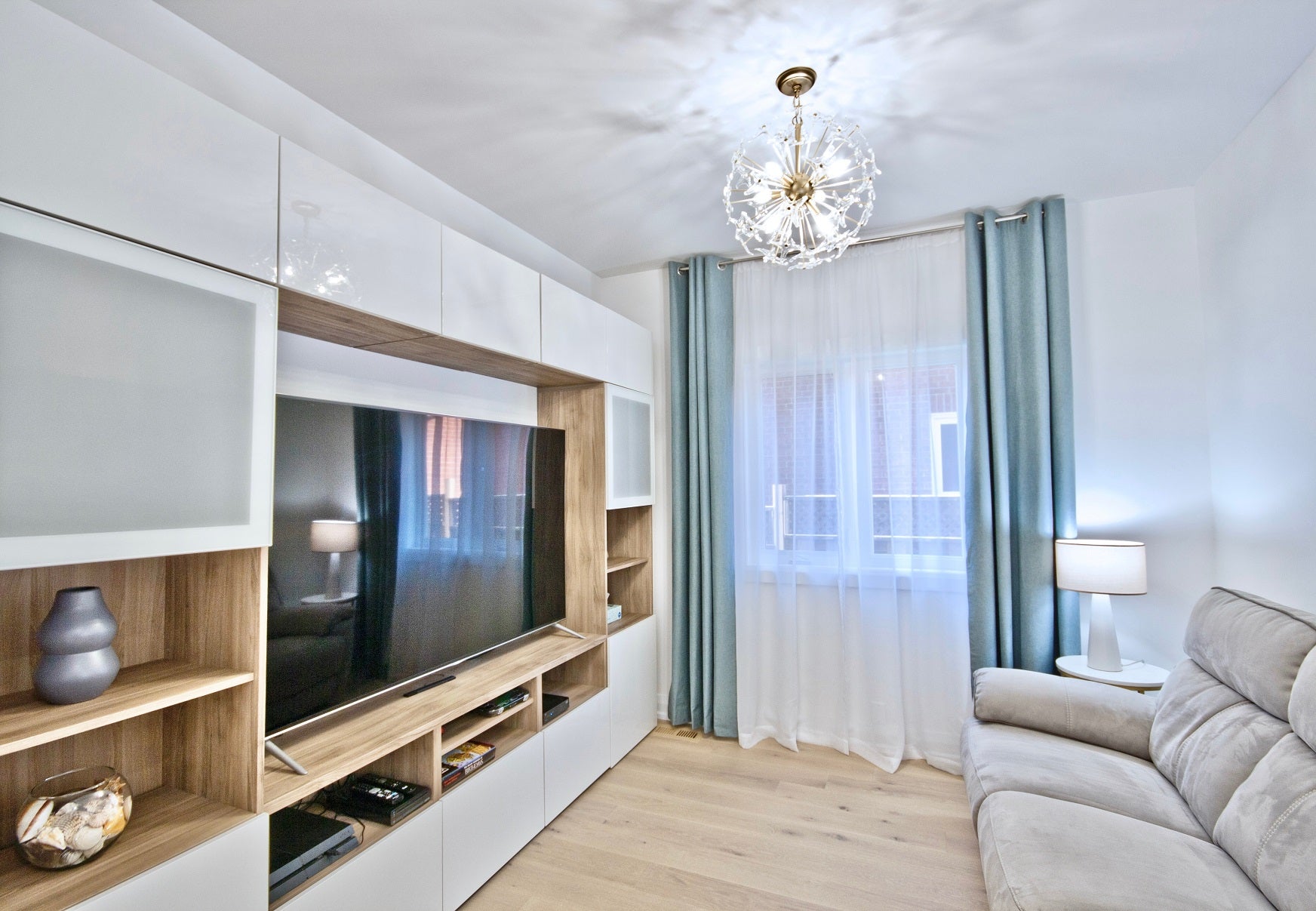 chandelier for living room, glass chandelier, gold chandelier, modern living lighting, modern living chandelier